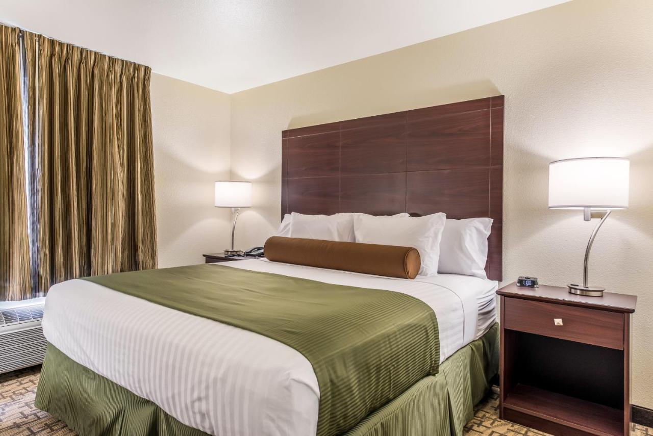 Cobblestone Hotel & Suites - Hutchinson Zewnętrze zdjęcie