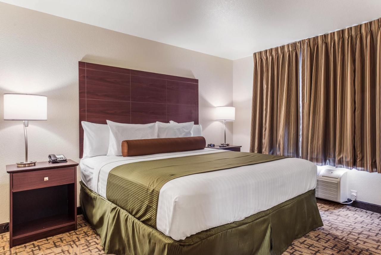 Cobblestone Hotel & Suites - Hutchinson Zewnętrze zdjęcie